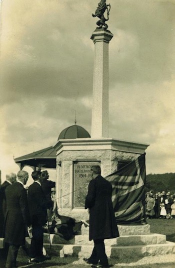 Unveiling the war memorial